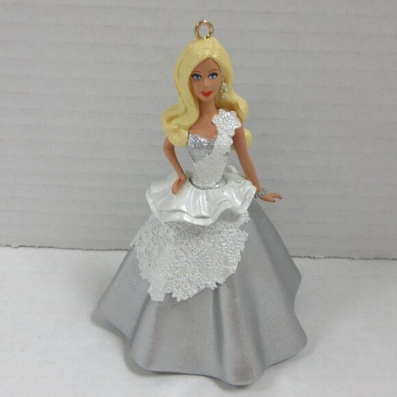 AMERICAN GREETINGS Holiday Barbie Christmas Ornament 25 Anniversary Edition 2013 - Picture 2 of 16